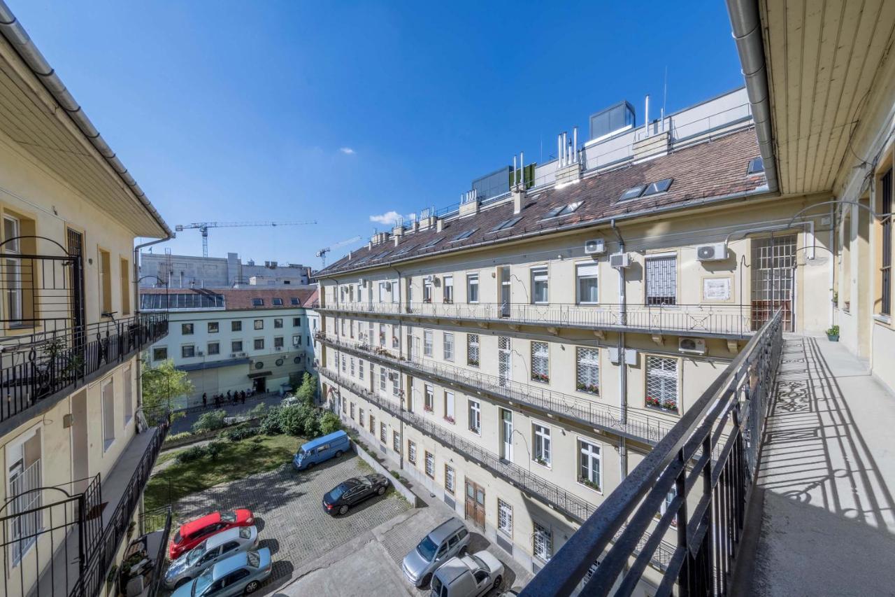 Souper Downtown-kiraly Street Апартаменти Будапешт